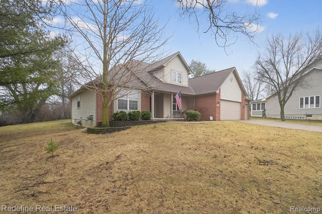 620 Bannock Court, Saline, MI 48176 — Photo 2