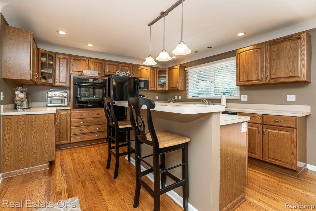 471 Elmhill Road, Rochester Hills, MI 48306 — Photo 9