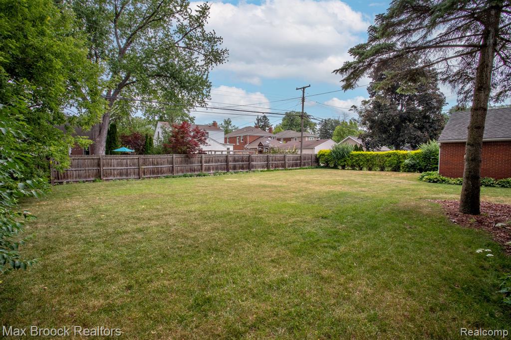 1852 Edgewood Boulevard, Berkley, MI 48072 — Photo 47
