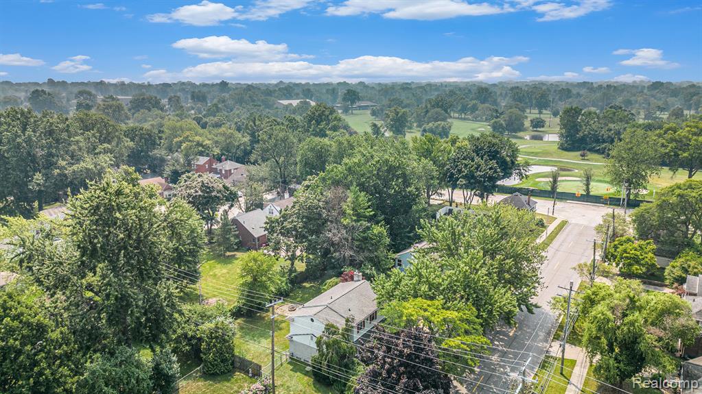 20740 Marter Road, Grosse Pointe Woods, MI 48236 — Photo 26
