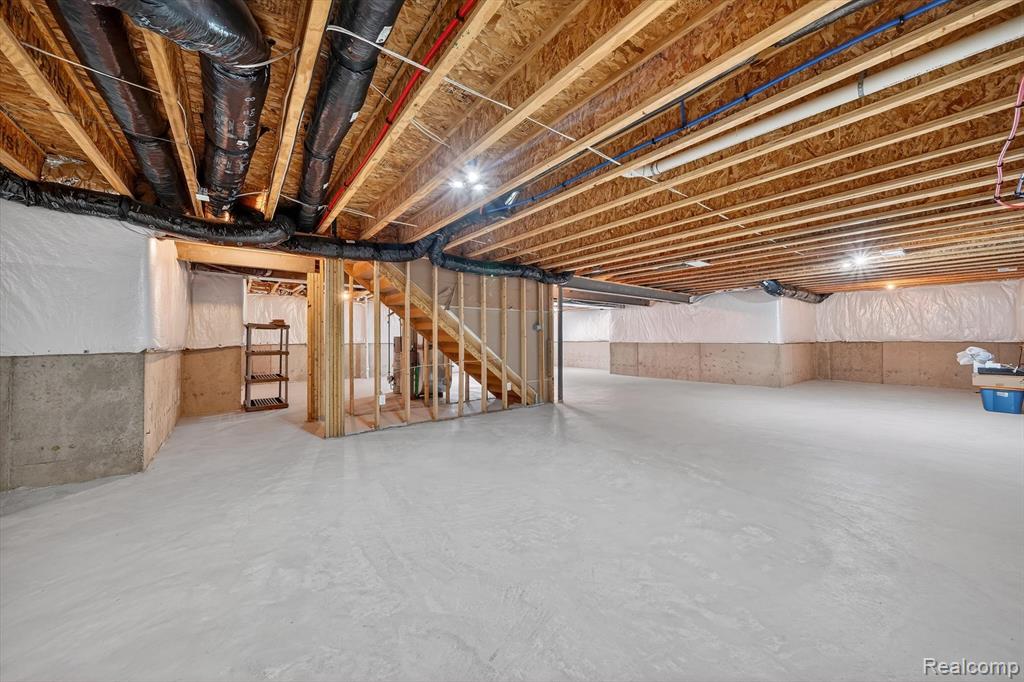 50195 Alden, Canton, MI 48188 — Photo 44
