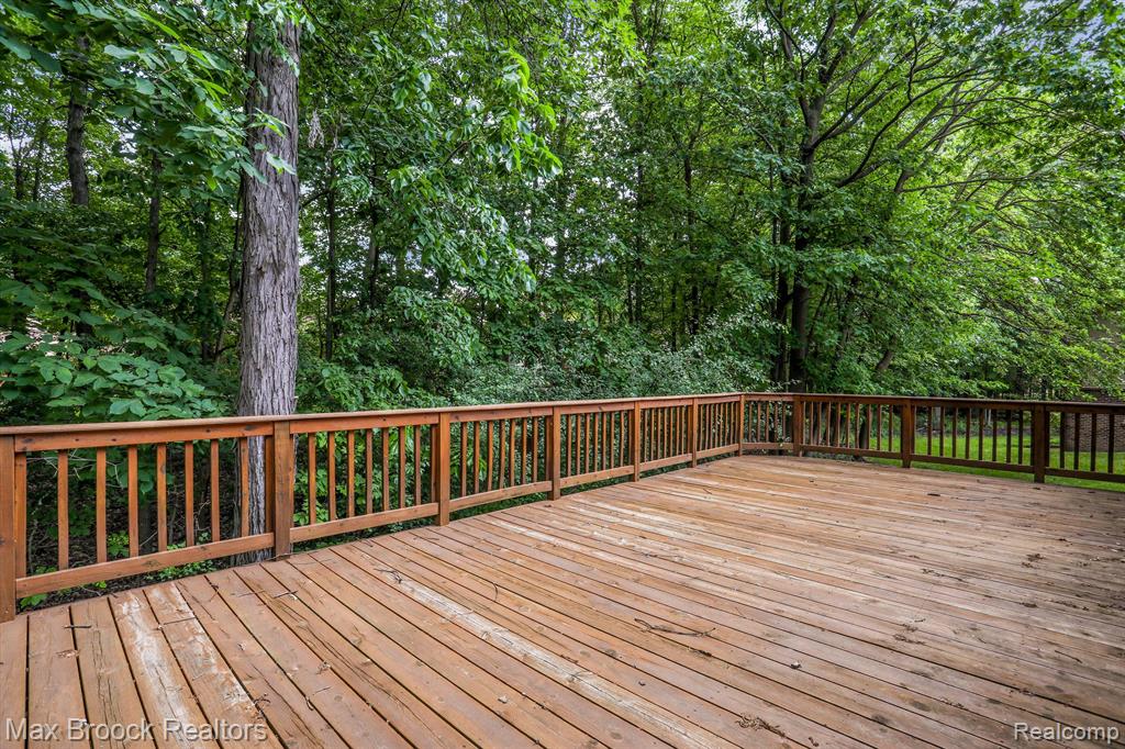 6257 GATEWOOD, West Bloomfield, MI — Photo 30