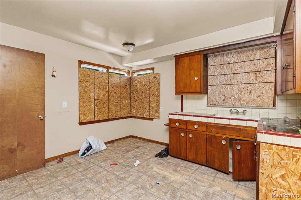 19714 Ryan Road, Detroit, MI 48234 — Photo 30