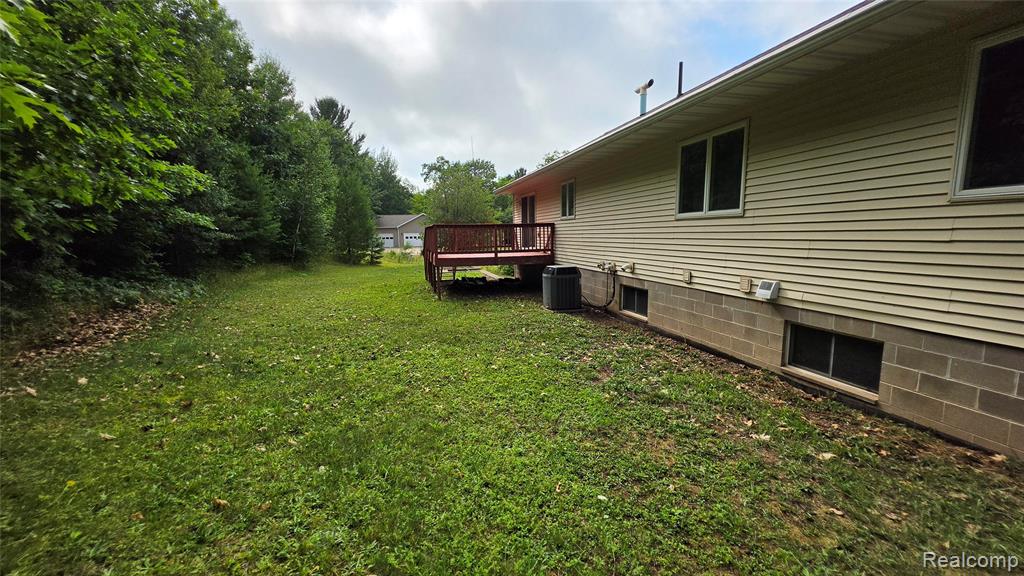 1901 Spruce Lane - Photo 4