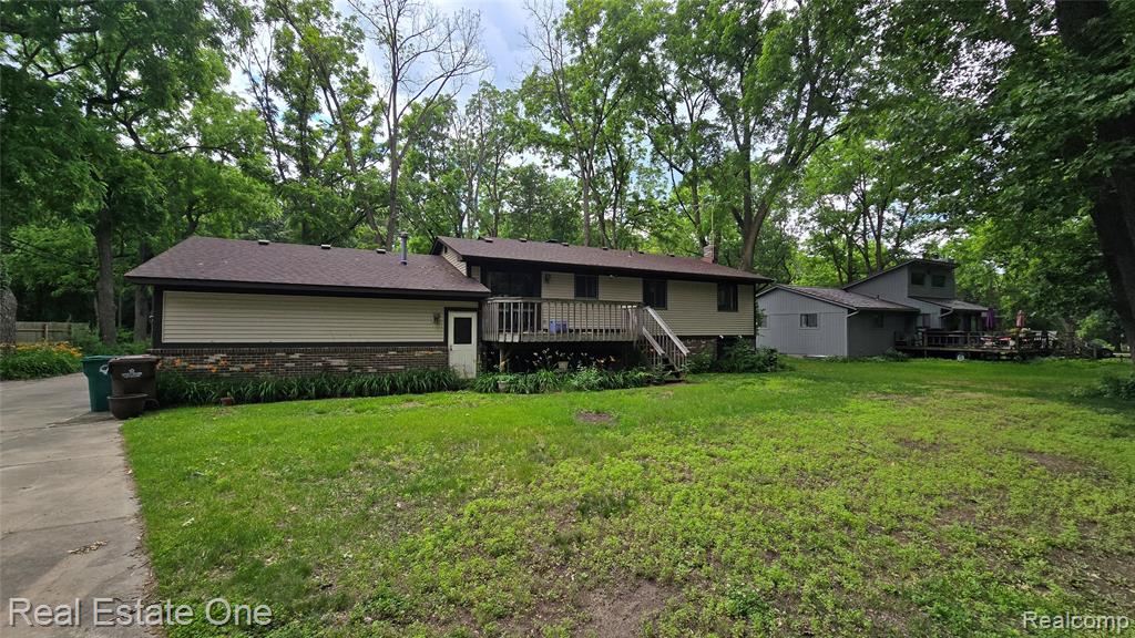 8950 Wise Road, Commerce Twp, MI 48382 — Photo 35