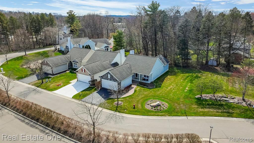 5400 FOREST RIDGE Drive, Clarkston, MI — Photo 3