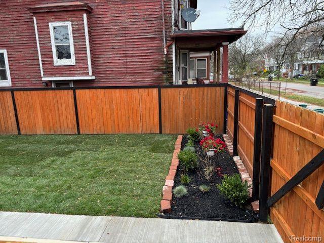 503 MOUNT VERNON Street, Detroit, MI 48202 — Photo 32