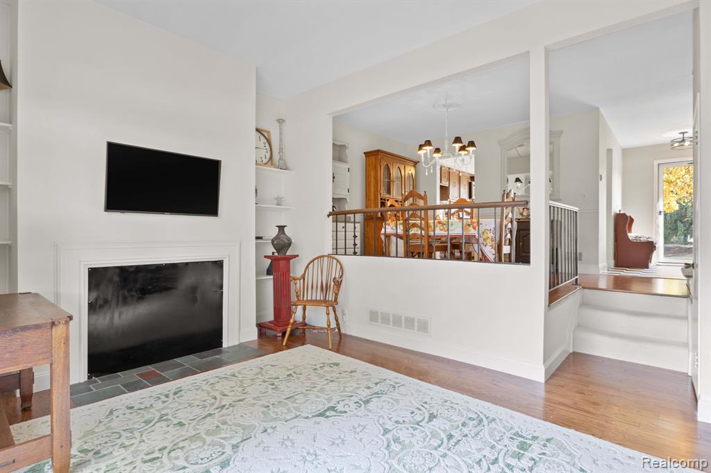 19919 SCHOOLHOUSE Court, Northville, MI 48167 — Photo 11