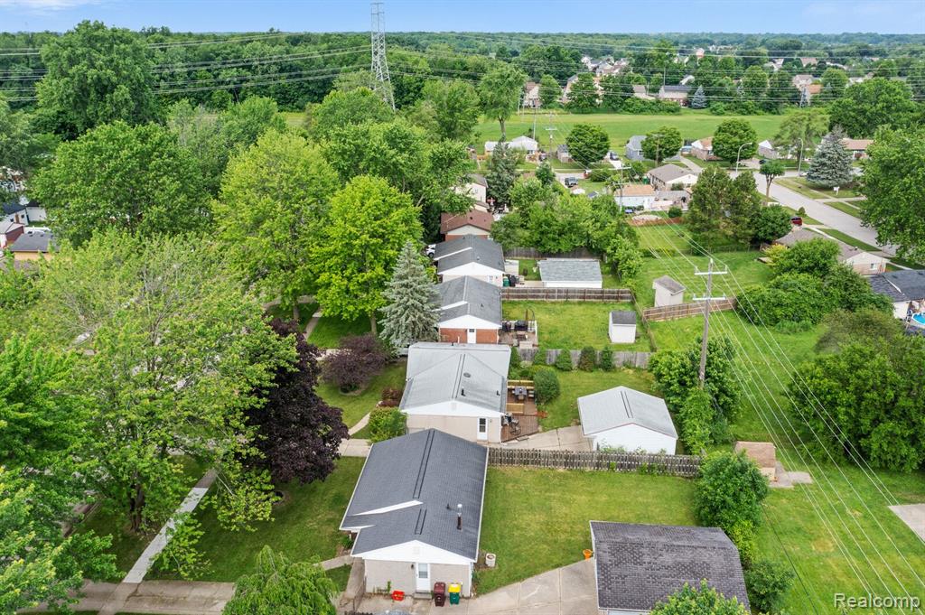 42204 MCBRIDE Avenue, Van Buren, MI 48111 — Photo 4