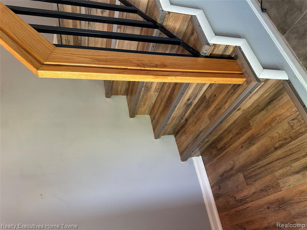 5816 PINE AIRES Drive, Sterling Heights, MI 48314 — Photo 27
