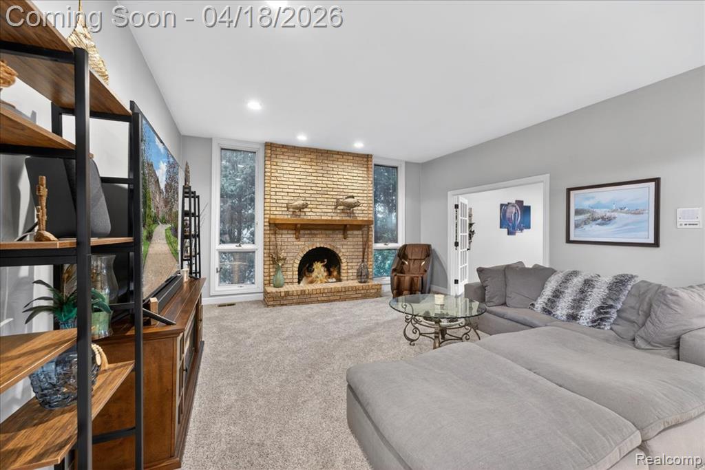 8657 Marquette Drive, Grosse Ile, MI 48138 — Photo 10