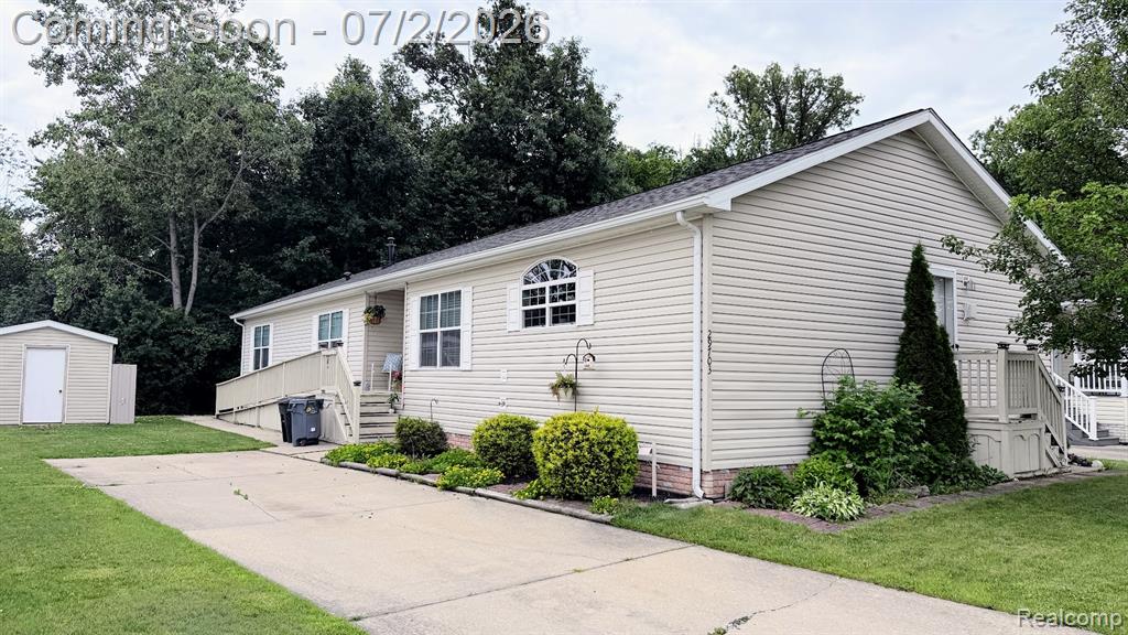 29703 Vinewood Lane, Gibraltar, MI