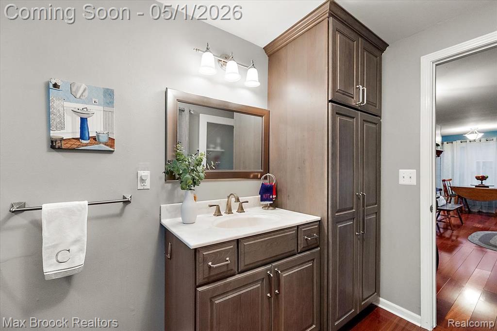3650 Covert Road, Waterford, MI 48328 — Photo 23