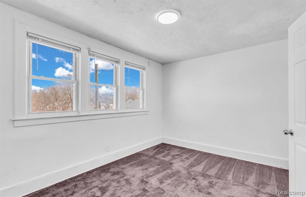 5573 Montclair Street, Detroit, MI 48213 — Photo 32