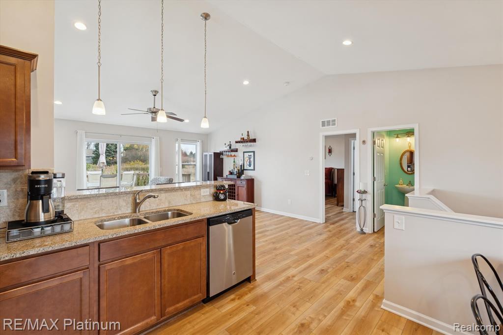 16519 Bedington Drive, Linden, MI 48451 — Photo 10