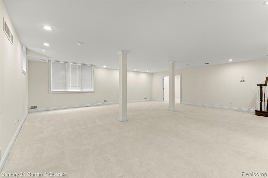 47611 Manorwood Drive, Northville, MI — Photo 19
