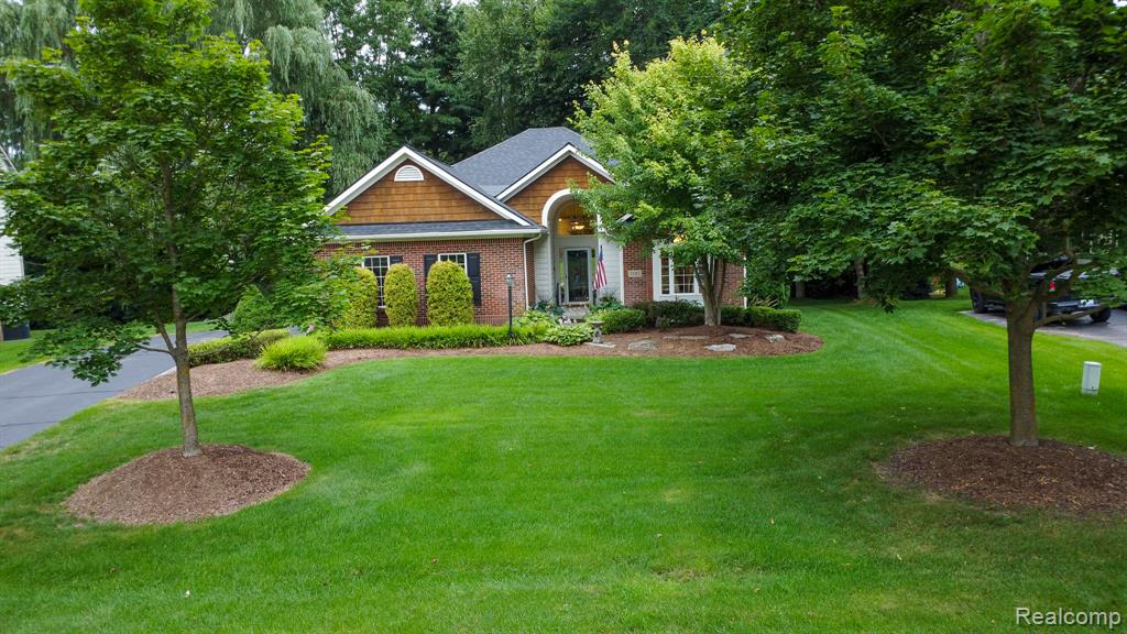 7185 Elderwood Circle, Clarkston, MI — Photo 45