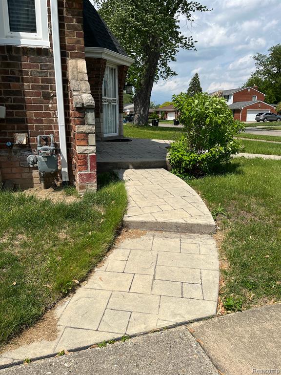9001 Riverdale, Redford, MI 48239 — Photo 3