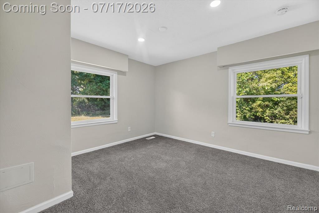 5200 Lapeer Road, Burton, MI 48509 — Photo 14