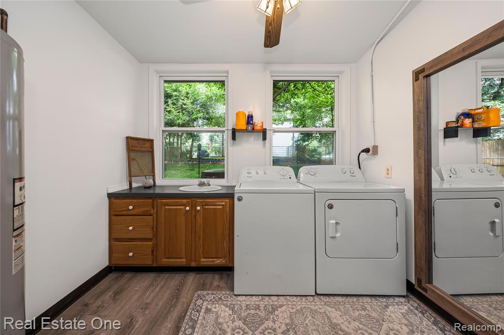 7241 Richardson Road, West Bloomfield, MI 48323 — Photo 11
