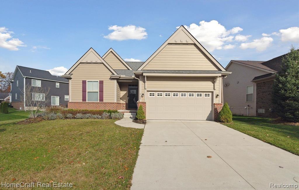 8155 STAMFORD Drive, Ypsilanti, MI 48198 — Photo 33
