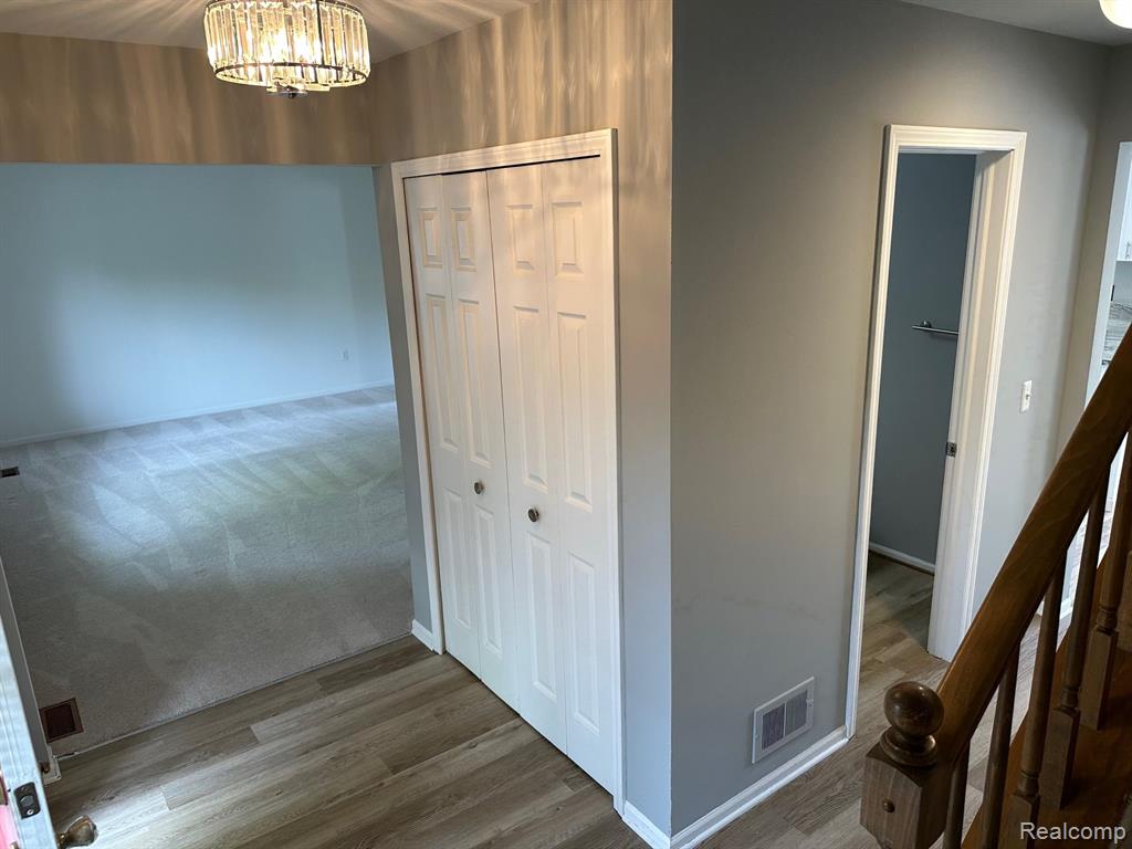 45851 CIDER MILL Road, Novi, MI — Photo 3