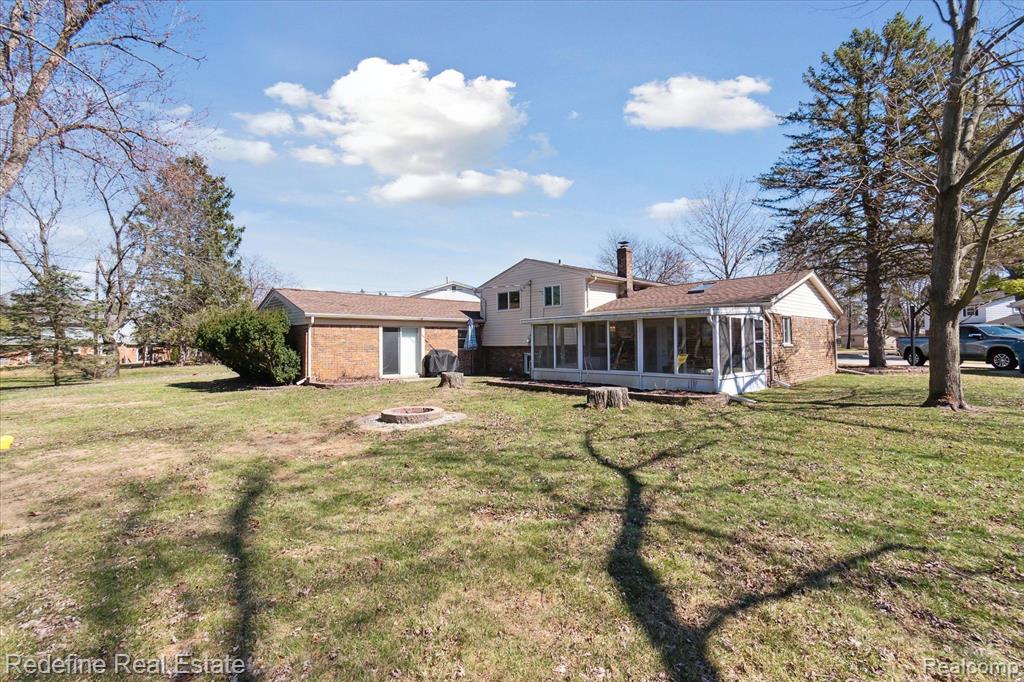 8272 W Huron Court, White Lake, MI — Photo 33
