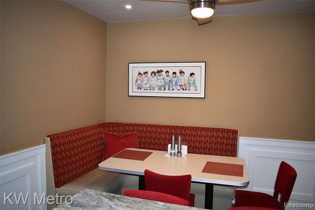 40750 Woodward Avenue, 30, Bloomfield Hills, MI 48304 — Photo 19