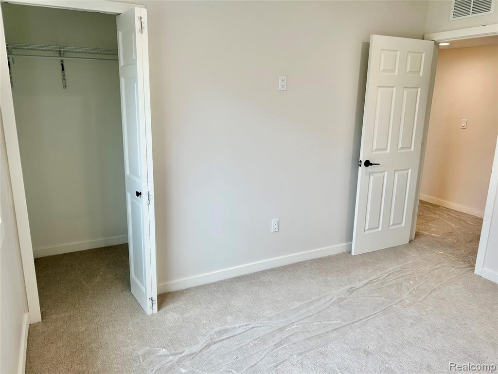 1784 Lakewood Drive, Troy, MI 48083 — Photo 20