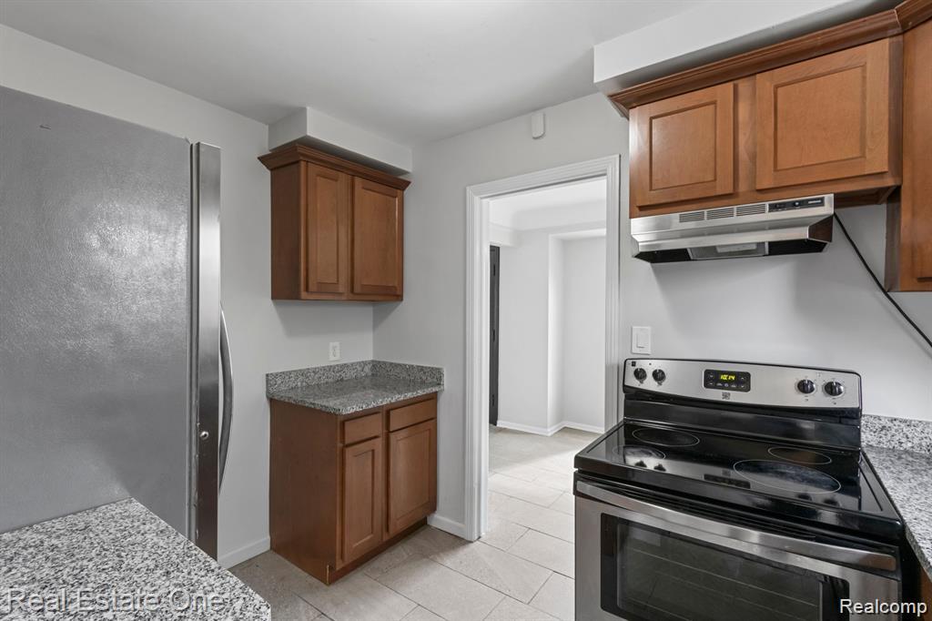 7267 Fenton Street, Dearborn Heights, MI 48127 — Photo 5