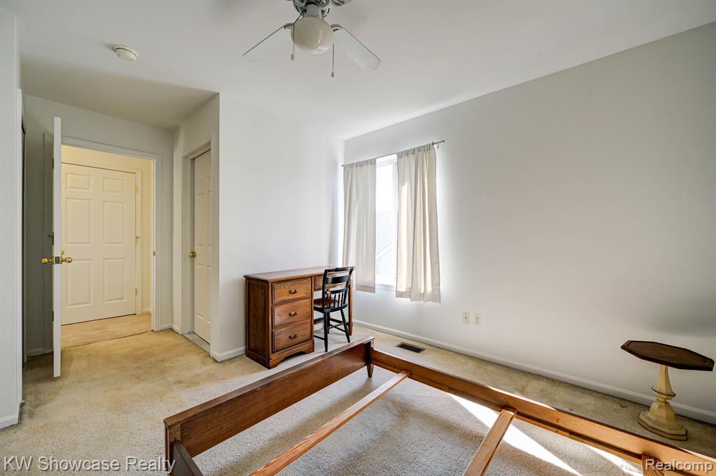 1074 ANDOVER Circle, Commerce Twp, MI 48390 — Photo 35