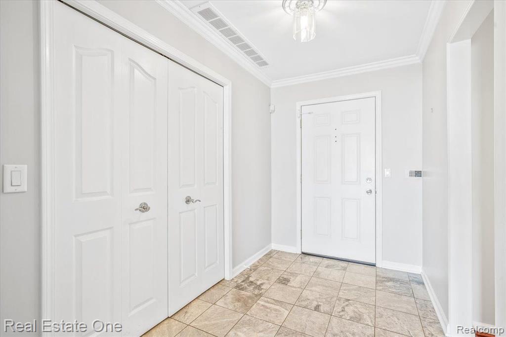 775 DEER Court, Plymouth, MI 48170 — Photo 8