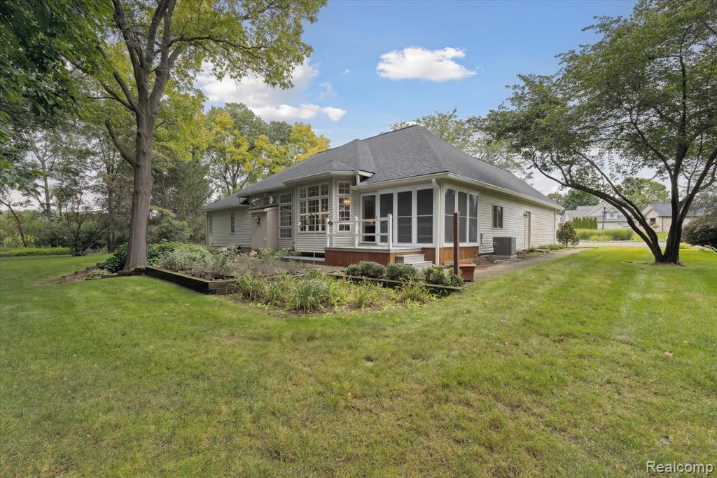 16534 W Horseshoe Trail, Linden, MI 48451 — Photo 31