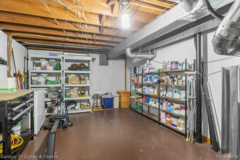 425 KENT Street, Carleton, MI 48117 — Photo 33