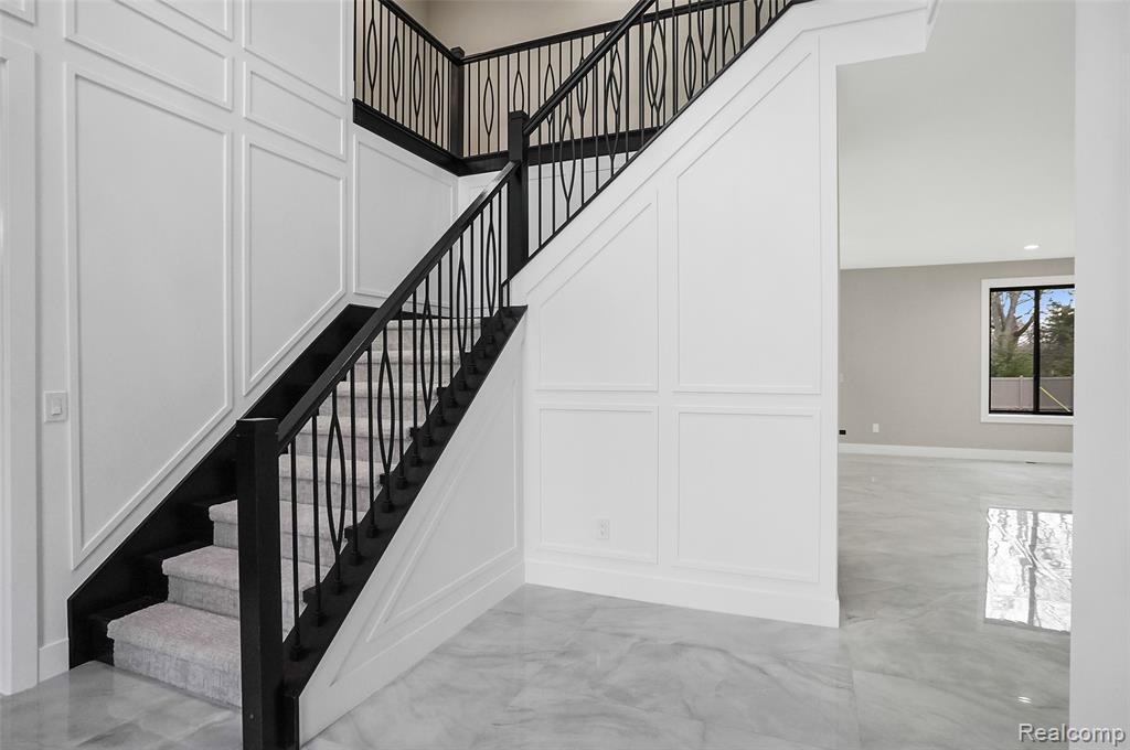 31130 Lahser, Beverly Hills, MI 48025 — Photo 16
