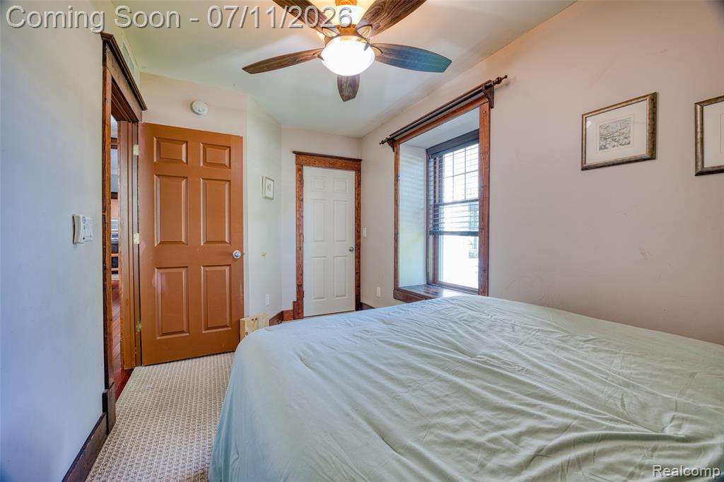 904 N Michigan Avenue, Howell, MI 48843 — Photo 17