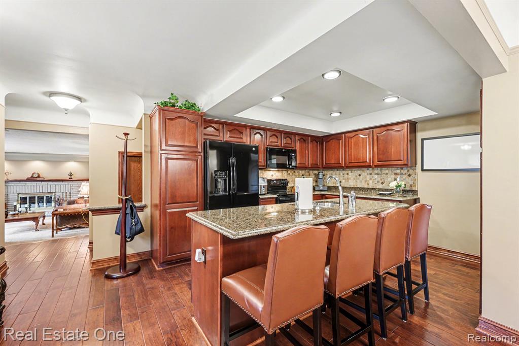 55689 Nocturne Court, Shelby Twp, MI 48316 — Photo 12