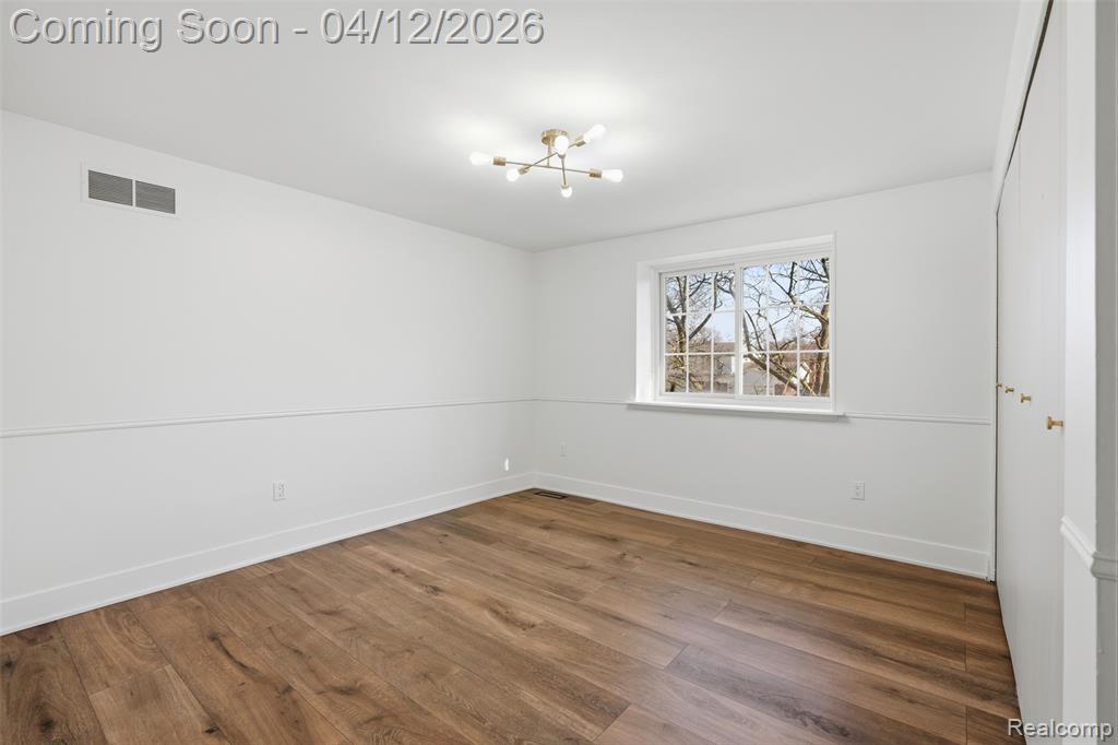18878 Sunbright Avenue, Lathrup Village, MI 48076 — Photo 14