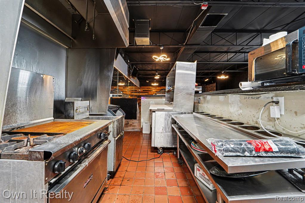 10701 W McNichols Road, Detroit, MI 48221 — Photo 12