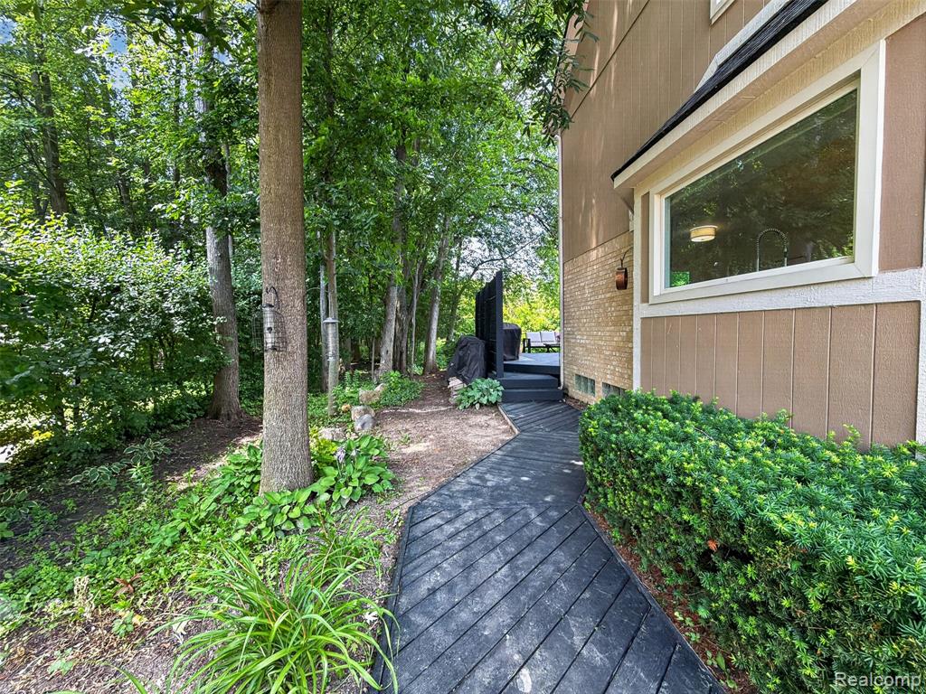 6713 Aurora Drive, Troy, MI 48098 — Photo 66