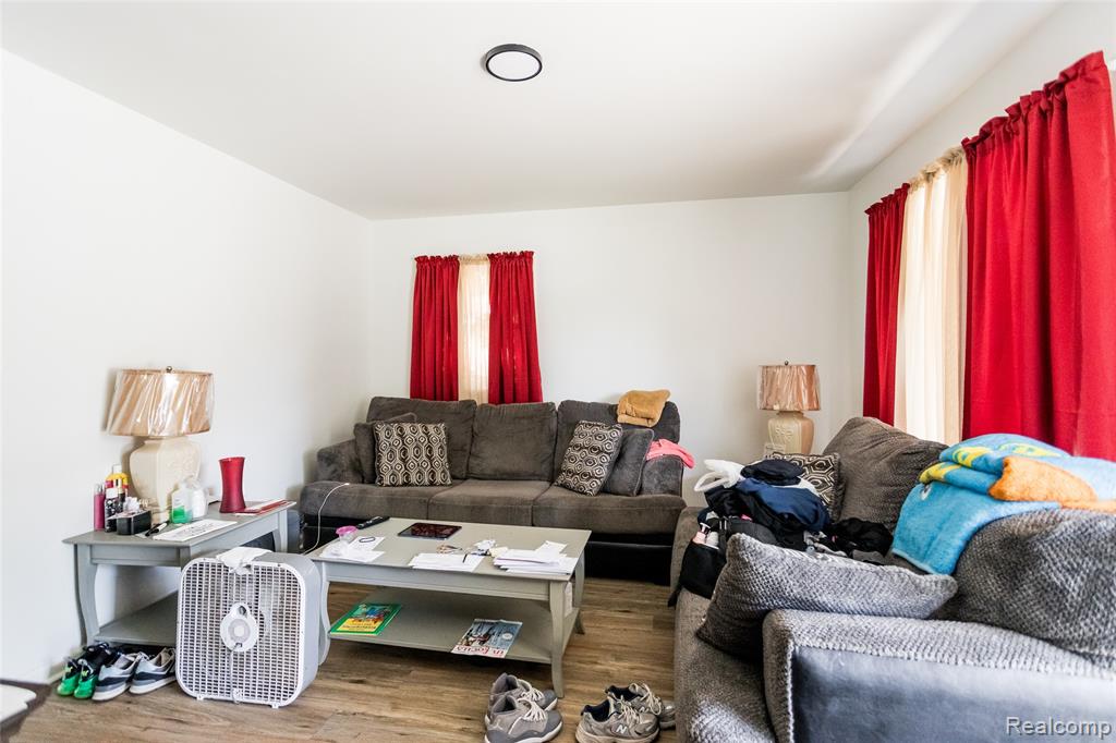 4267 Cadieux Road, Detroit, MI 48224 — Photo 3