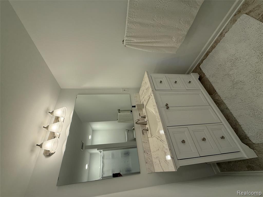 7172 Kings Way, Flushing, MI 48433 — Photo 29