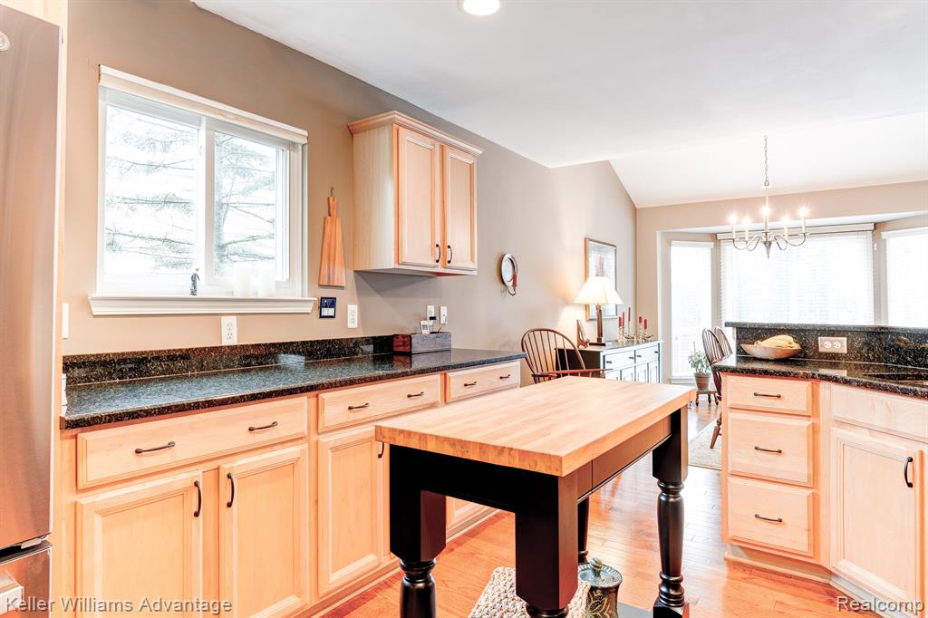 40807 Lenox Park Drive, Novi, MI 48377 — Photo 15