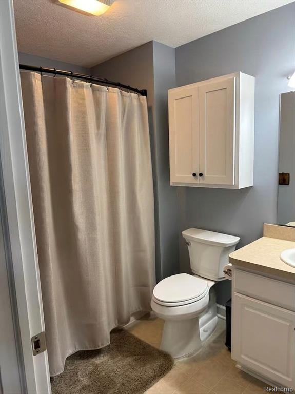 16118 Jeff Court, Grand Ledge, MI 48837 — Photo 53