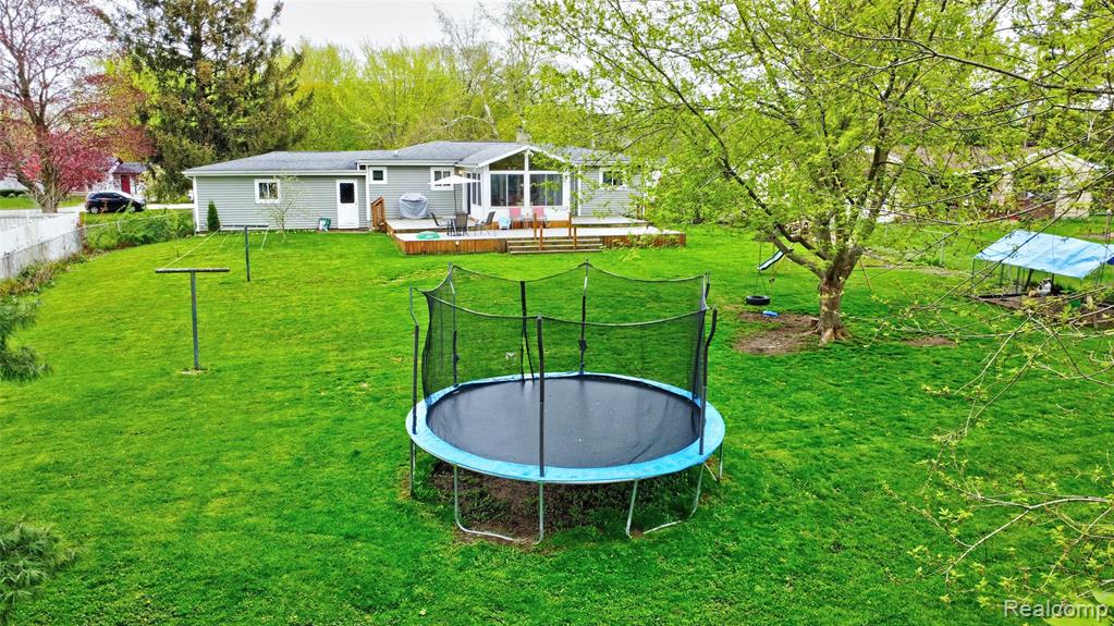 6437 Oriole Drive, Flint, MI 48506 — Photo 47