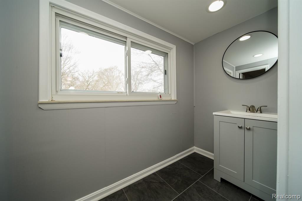 5943 FELLRATH Street, Taylor, MI 48180 — Photo 60