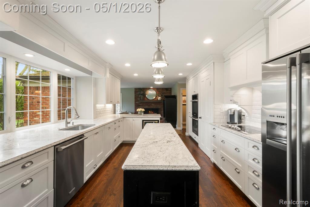 31737 Waltham Court, Beverly Hills, MI 48025 — Photo 13
