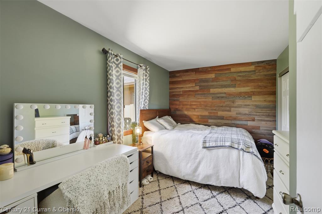 8303 Lagoon Street, Commerce Twp, MI 48382 — Photo 19