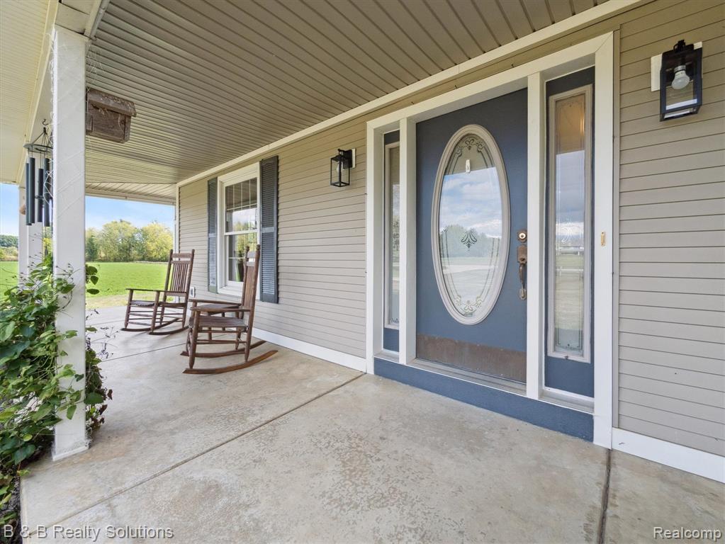 8560 Hough Road, Almont, MI 48003 — Photo 7
