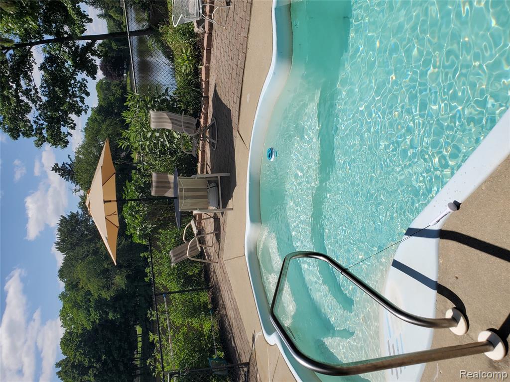 1704 Lakewood Circle, Lapeer, MI, 48446